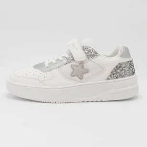 Scarpe in ecopelle con strass e strappo