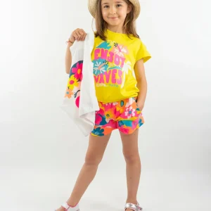 Completo con 2  t-shirt + shorts